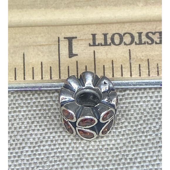 Authentic Chamilia Limited Edition Christmas Holiday Twinkle Bead Charm Red 2010 - Picture 4 of 4